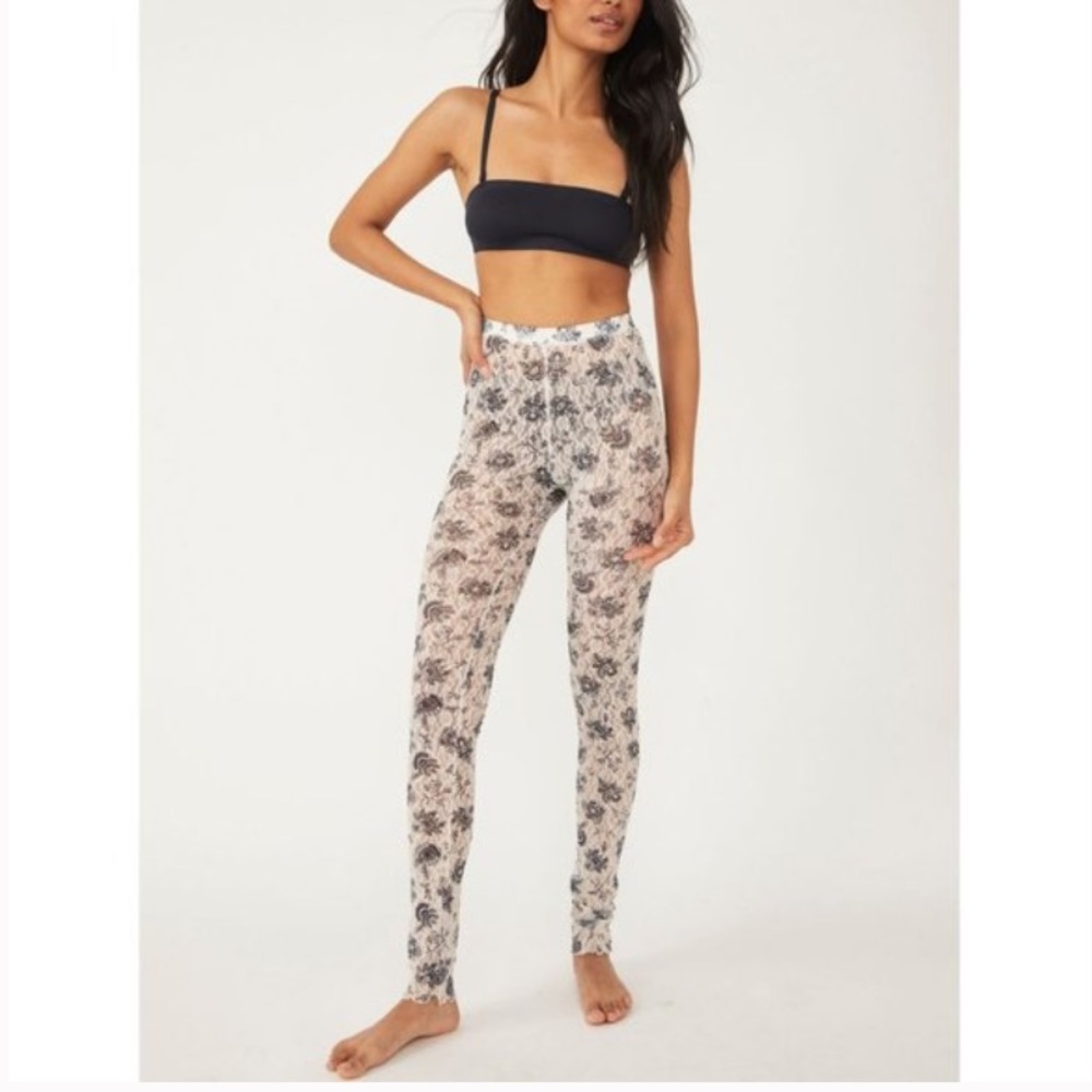 NWT Free People Layered In Lace Legging